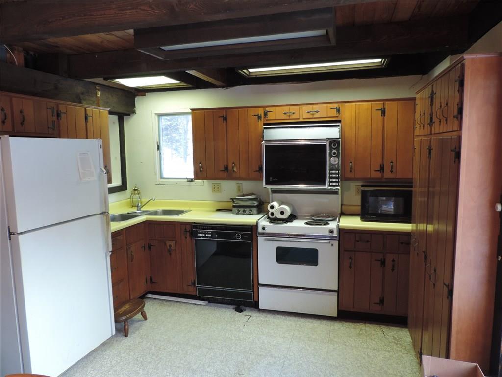 128 Horseshoe Road Champion, PA 15622 - Photo 6 of 17