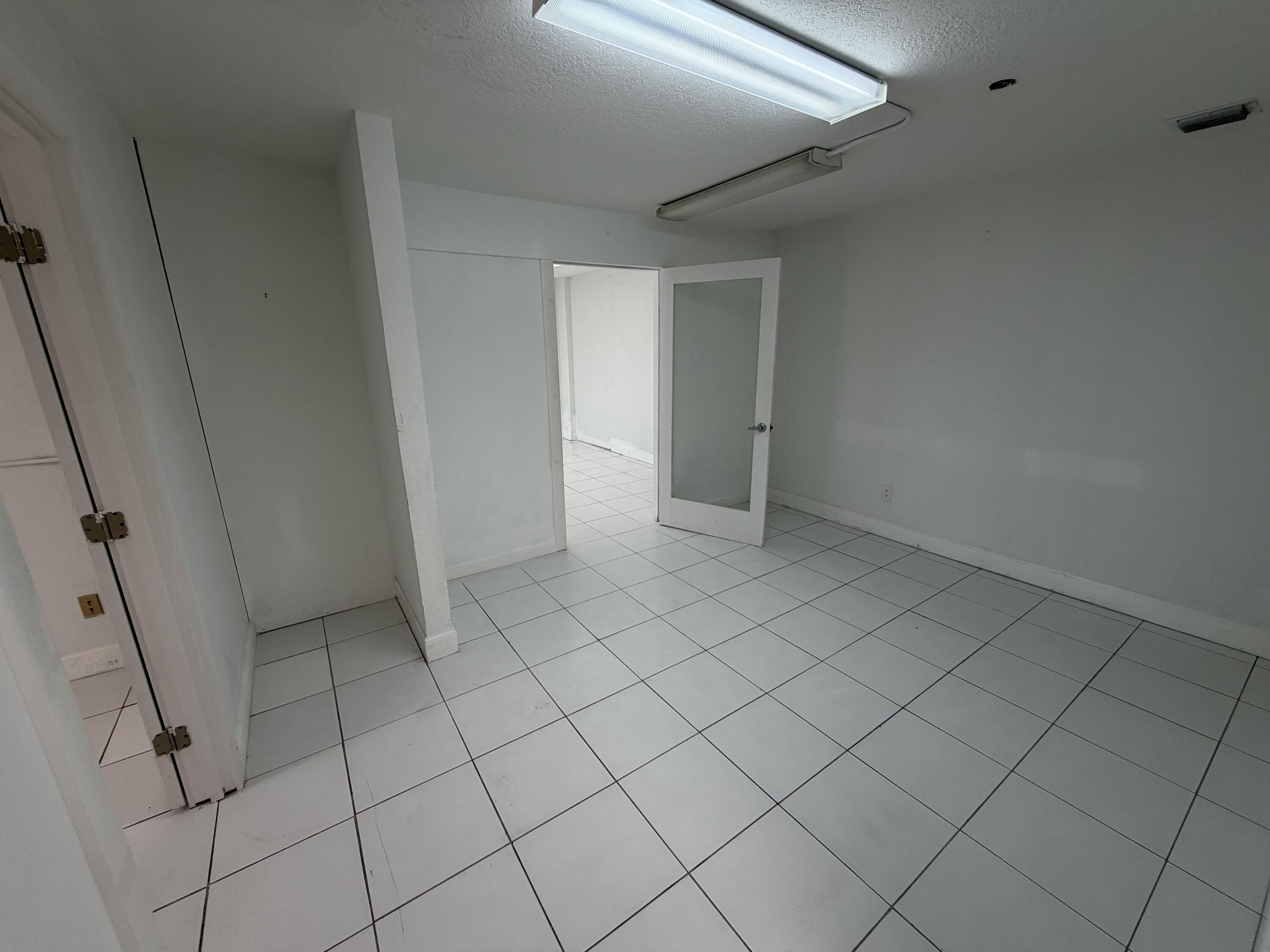 500 Commerce Way West, Unit 67 Jupiter, FL 33458 - Photo 6 of 8 units 6-7 5