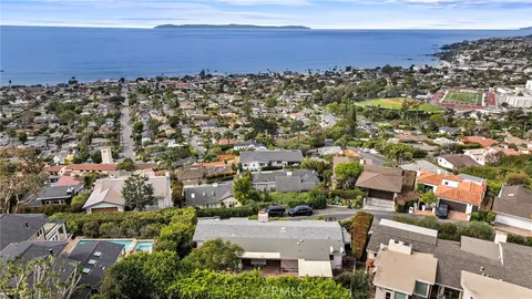 $3,695,000 | 980 Canyon View Drive, Laguna Beach, CA 92651