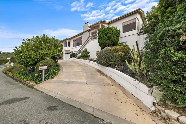 $3,175,000 | 980 Canyon View Drive, Laguna Beach, CA 92651