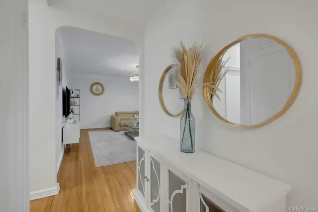 $449,000 | 180 Garth Road, Unit 6E, Scarsdale, NY 10583