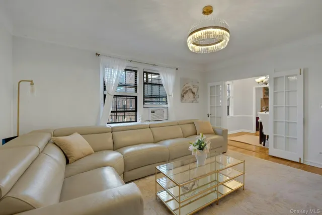 $449,000 | 180 Garth Road, Unit 6E, Scarsdale, NY 10583