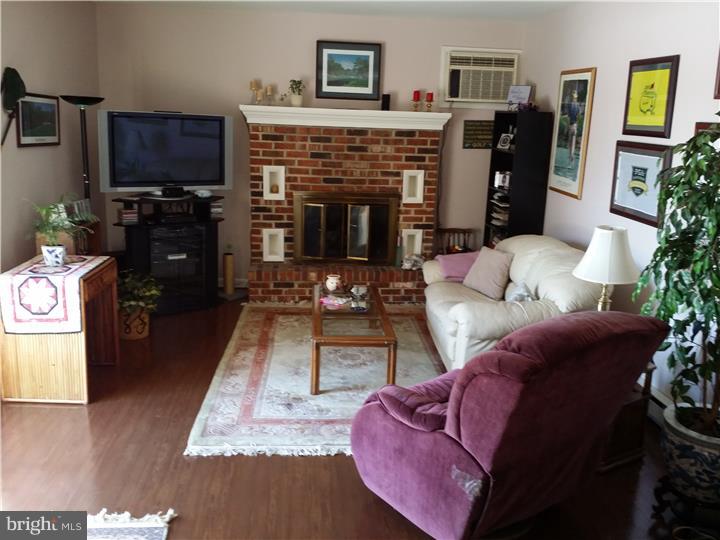 1328 Pleasant View Road Coopersburg, PA 18036 - Photo 10 of 23 Family Room