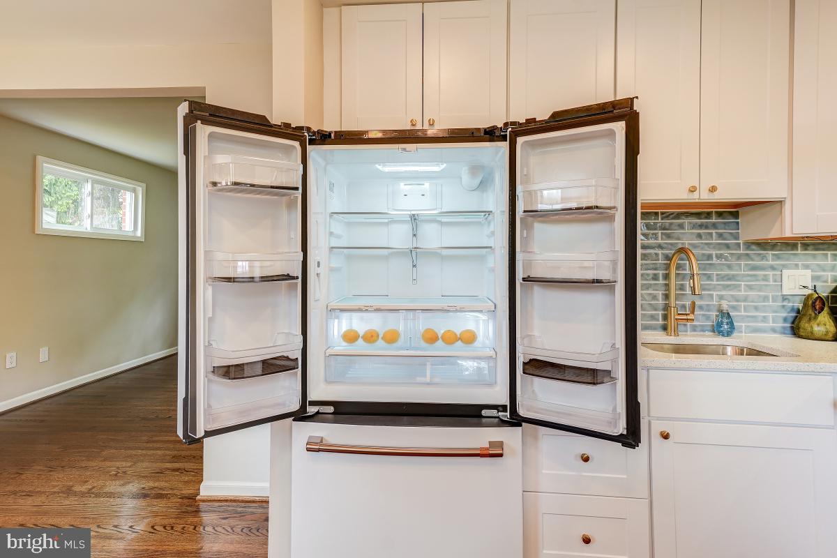 4801 Wyaconda Road Rockville, MD 20852 - Photo 18 of 48 Beautiful GE Cafe Refrigerator w/ ice maker