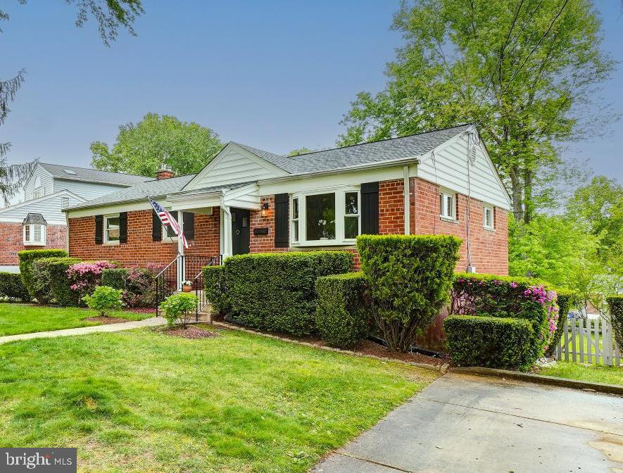 4801 Wyaconda Road Rockville, MD 20852 - Photo 3 of 48 Located in the desirable Randolph Hills