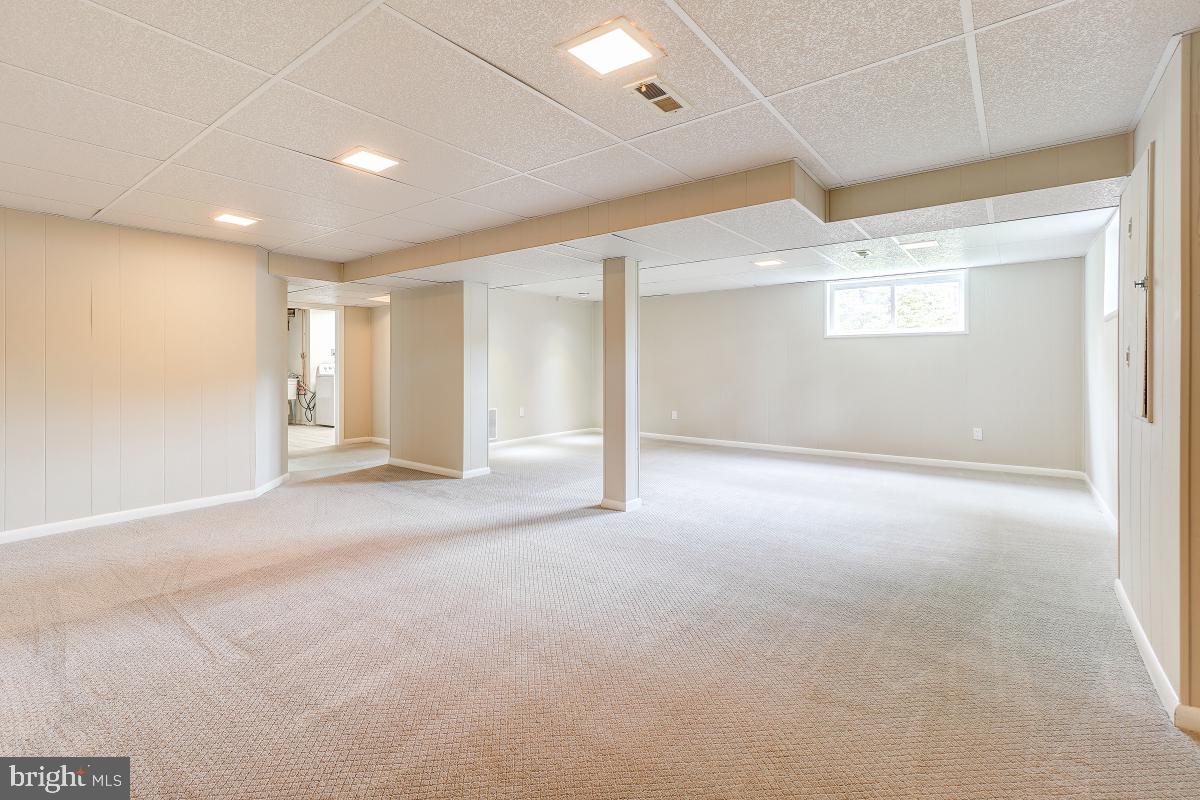 4801 Wyaconda Road Rockville, MD 20852 - Photo 35 of 48 Lots of windows that add natural light