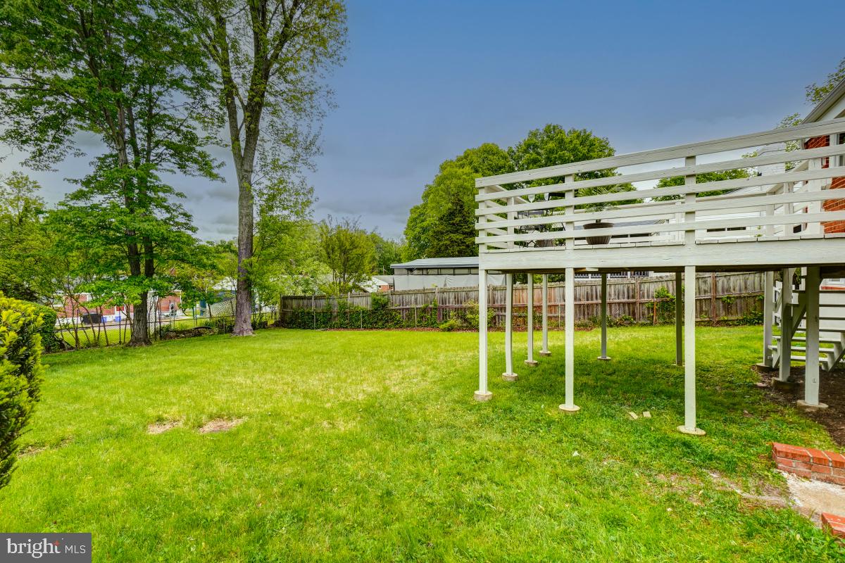 4801 Wyaconda Road Rockville, MD 20852 - Photo 40 of 48 Spacious Deck for entertaining