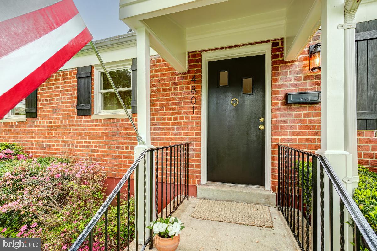 4801 Wyaconda Road Rockville, MD 20852 - Photo 5 of 48 Front door portico