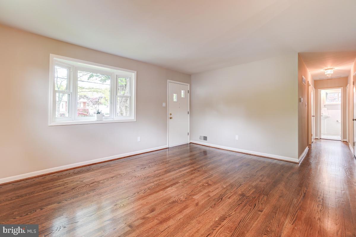 4801 Wyaconda Road Rockville, MD 20852 - Photo 9 of 48 Spacious Living Room