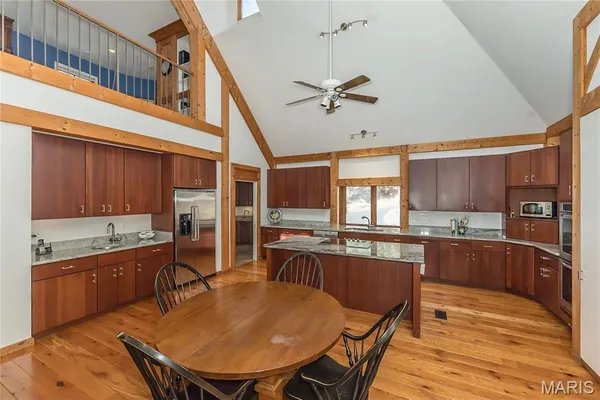 $1,250,000 | 832 Stone Bridge Springs Drive, Wildwood, MO 63038