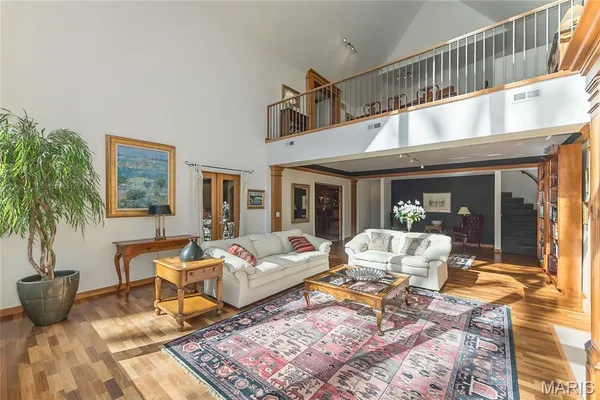 $1,250,000 | 832 Stone Bridge Springs Drive, Wildwood, MO 63038