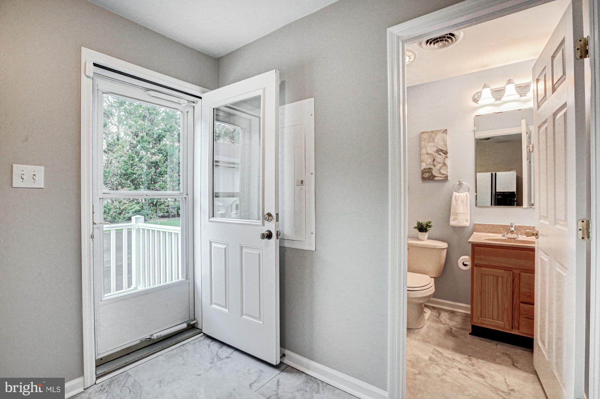 562 Black Swamp Road Felton, DE 19943 - Photo 49 of 76 Side Entry