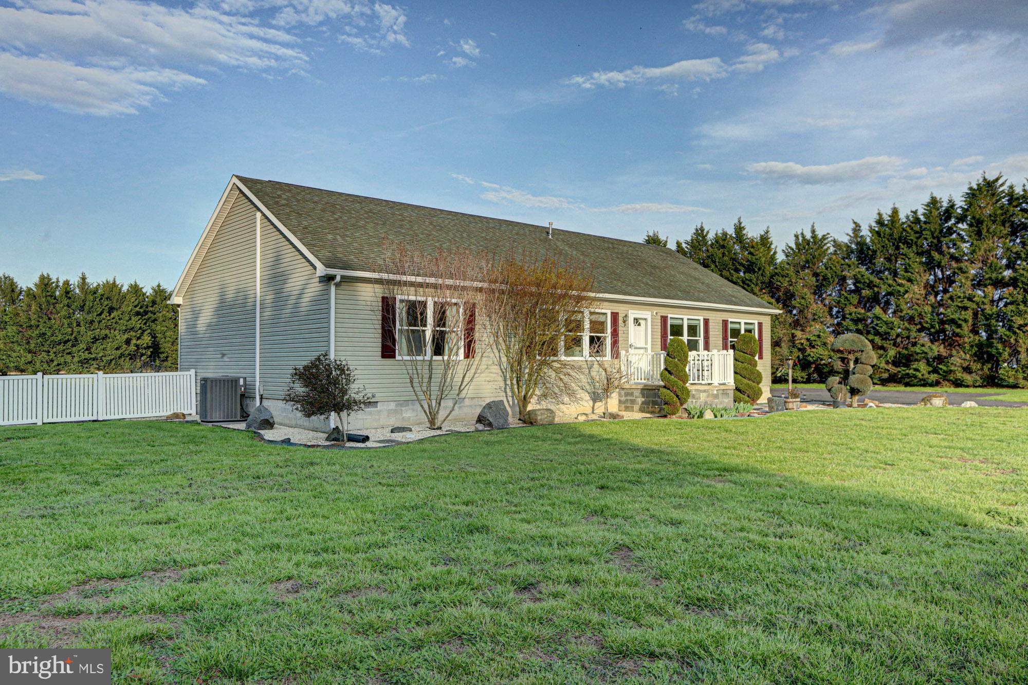 562 Black Swamp Road Felton, DE 19943 - Photo 8 of 76 Meticulous Landscaping