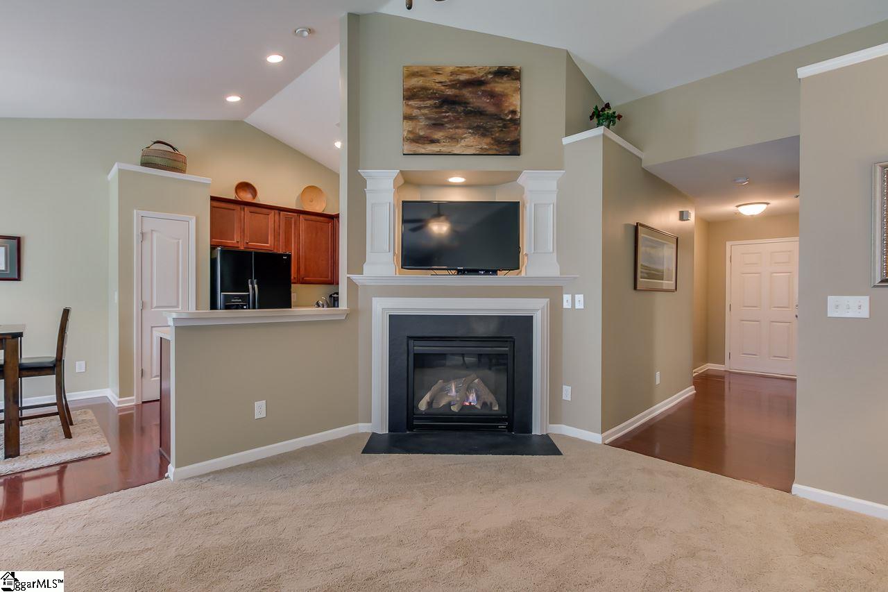 322 Millervale Road Greer, SC 29650 - Photo 7 of 32 Gallery Image 7