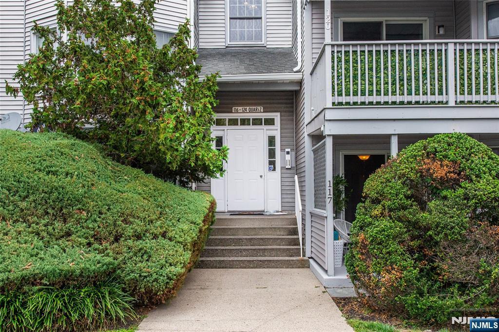 117 Quartz Lane Paterson, NJ 07501 - Photo 2 of 26