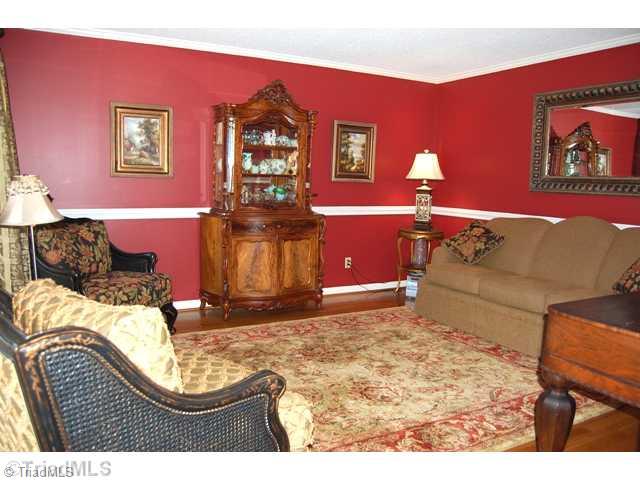 1800 Dantzler Road High Point, NC 27265 - Photo 3 of 14 Living Room.