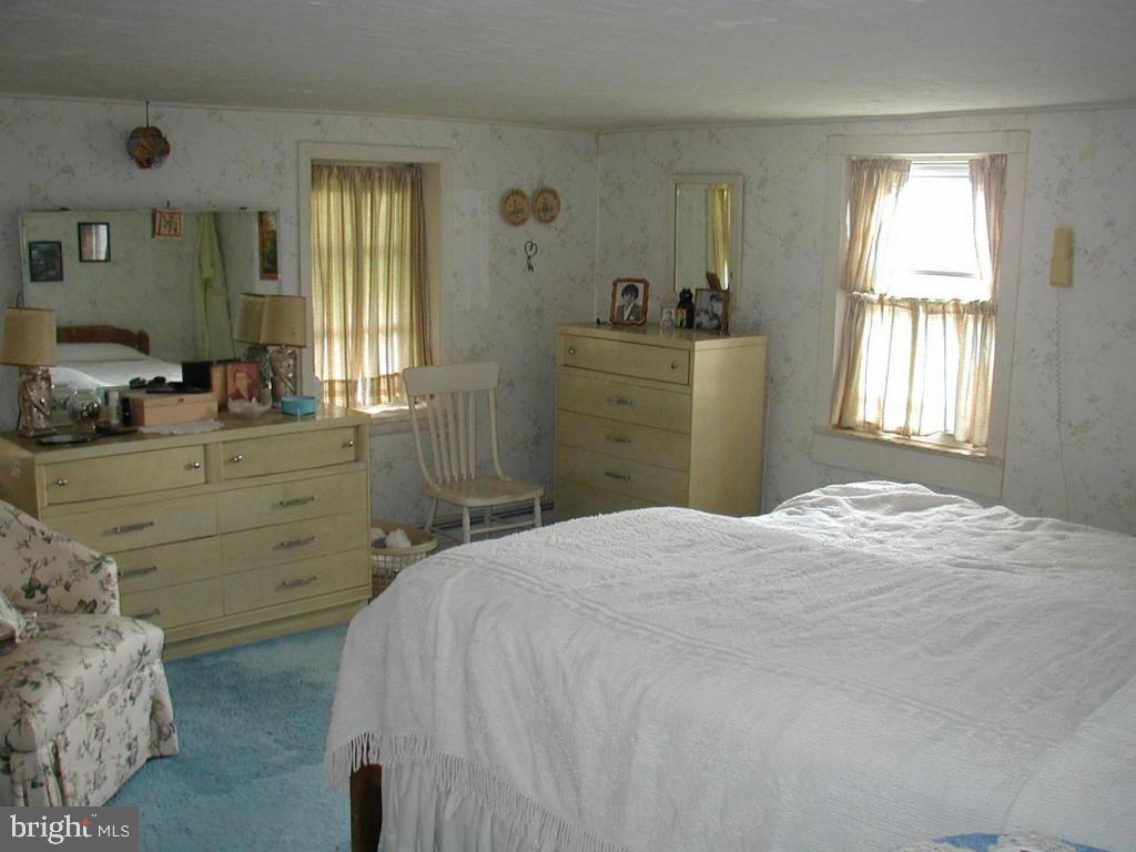 663 Church Road Lebanon, PA 17042 - Photo 4 of 15 Gallery Image 4