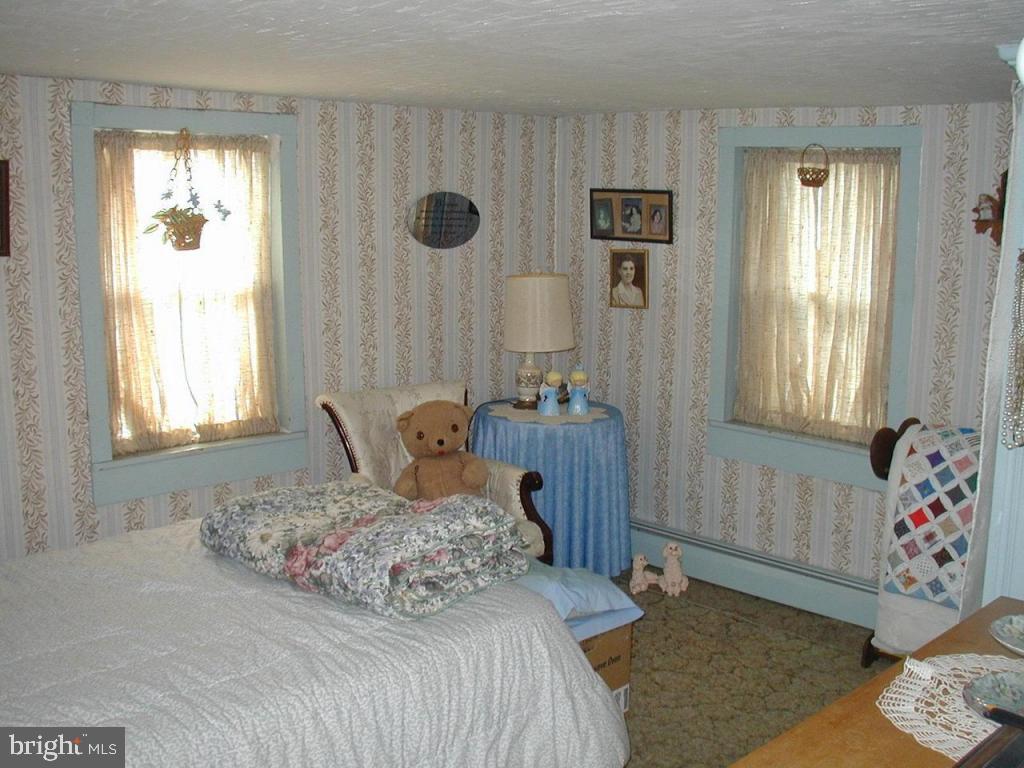 663 Church Road Lebanon, PA 17042 - Photo 5 of 15 Gallery Image 5