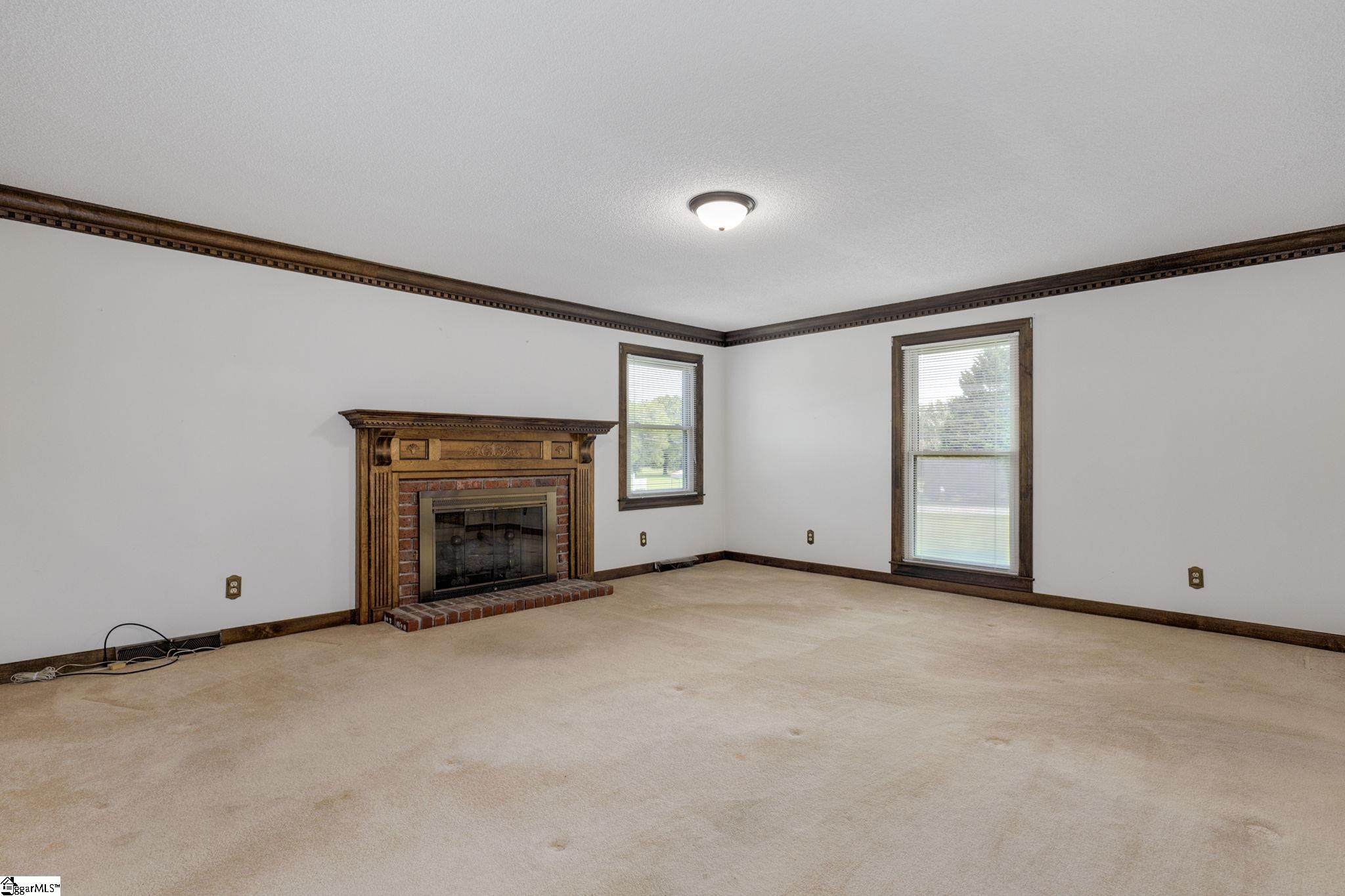 2839 Locust Hill Road Taylors, SC 29687 - Photo 5 of 35 Gallery Image 5