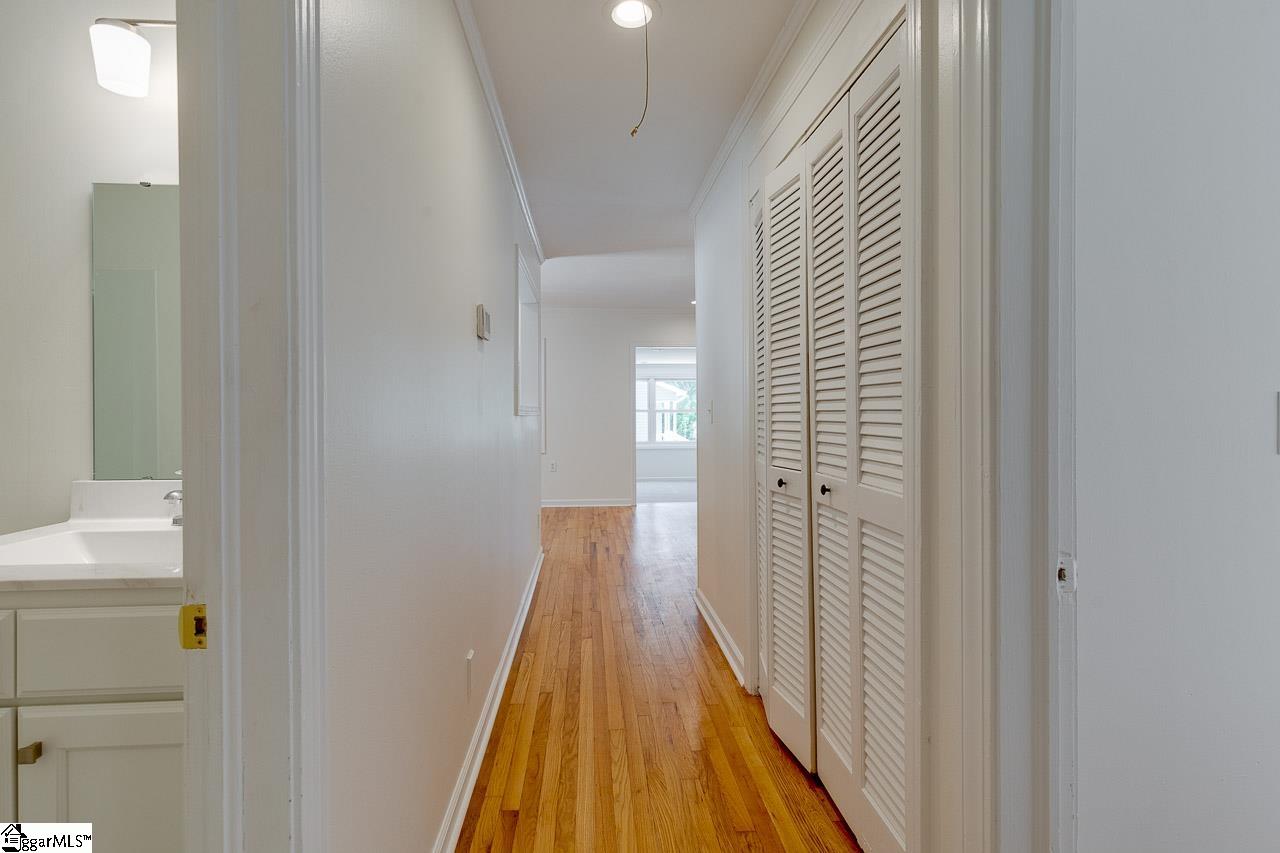 12 Foxhall Road Greenville, SC 29605 - Photo 20 of 32 Gallery Image 20