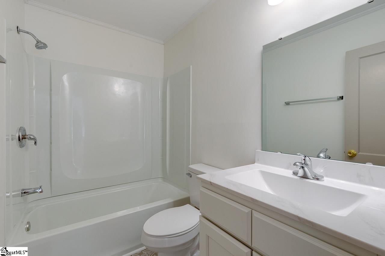 12 Foxhall Road Greenville, SC 29605 - Photo 21 of 32 Gallery Image 21