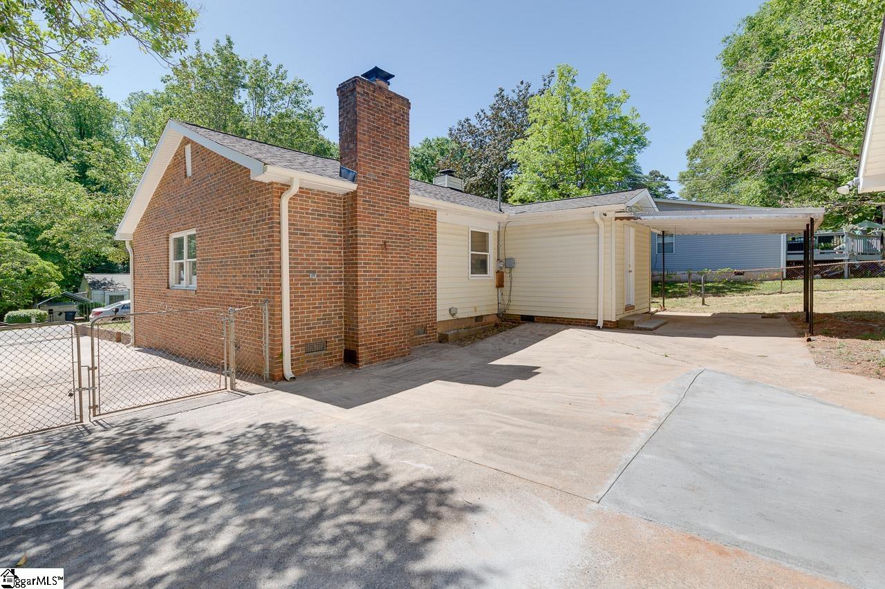 12 Foxhall Road Greenville, SC 29605 - Photo 30 of 32 Gallery Image 30
