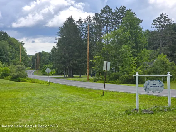 $900 | 3098 Route 26 Greenville Ny 12083, Unit CABIN #3, Surprise, NY 12176