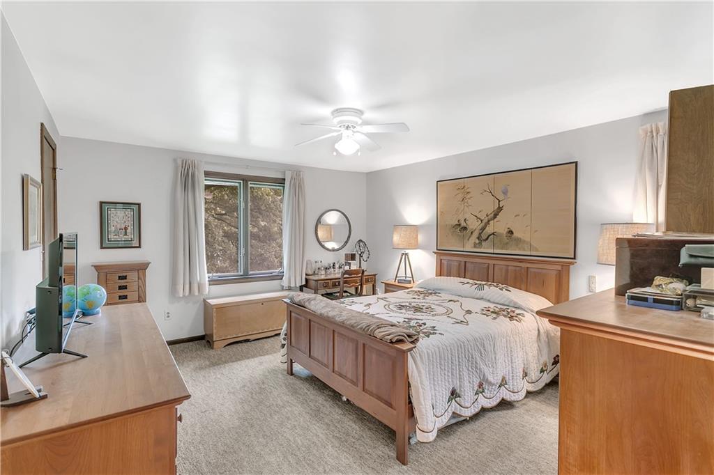 113 Walnut Ridge Drive Pittsburgh, PA 15238 - Photo 14 of 25 Gallery Image 14