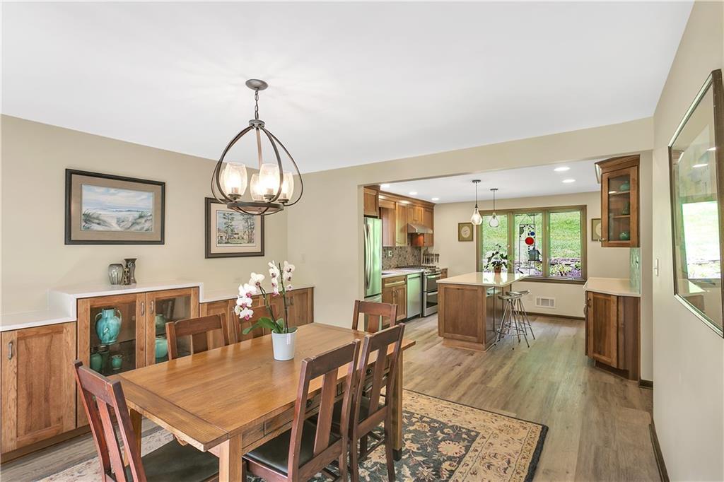 113 Walnut Ridge Drive Pittsburgh, PA 15238 - Photo 6 of 25 Gallery Image 6