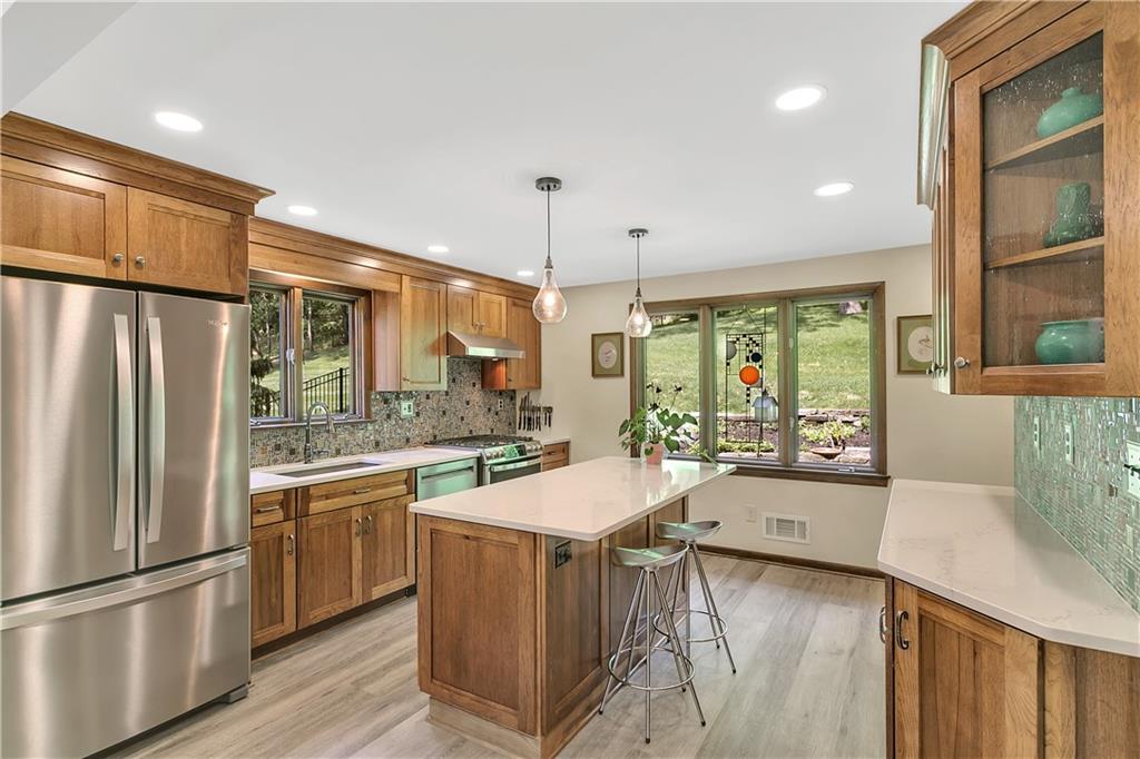 113 Walnut Ridge Drive Pittsburgh, PA 15238 - Photo 7 of 25 Gallery Image 7