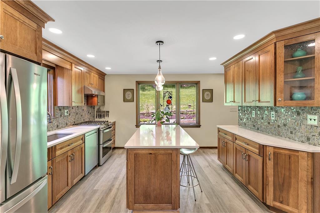 113 Walnut Ridge Drive Pittsburgh, PA 15238 - Photo 8 of 25 Gallery Image 8