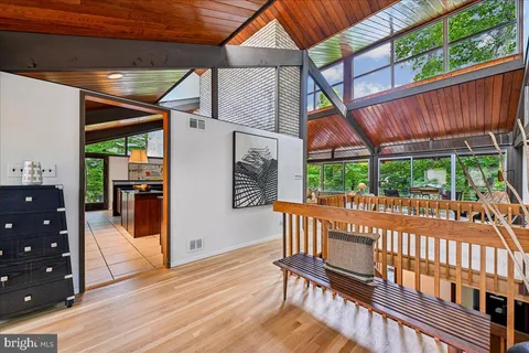 $1,995,000 | 6620 Fernwood Court, Bethesda, MD 20817