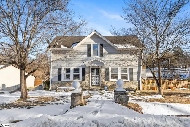 $235,000 | 104 Montgomery Street, Unit 106, Campobello, SC 29322