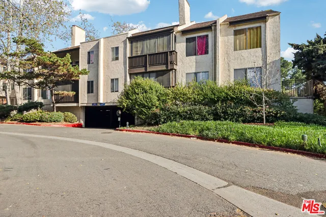 $679,000 | 12310 Summertime Lane, Unit 310, Culver City, CA 90230
