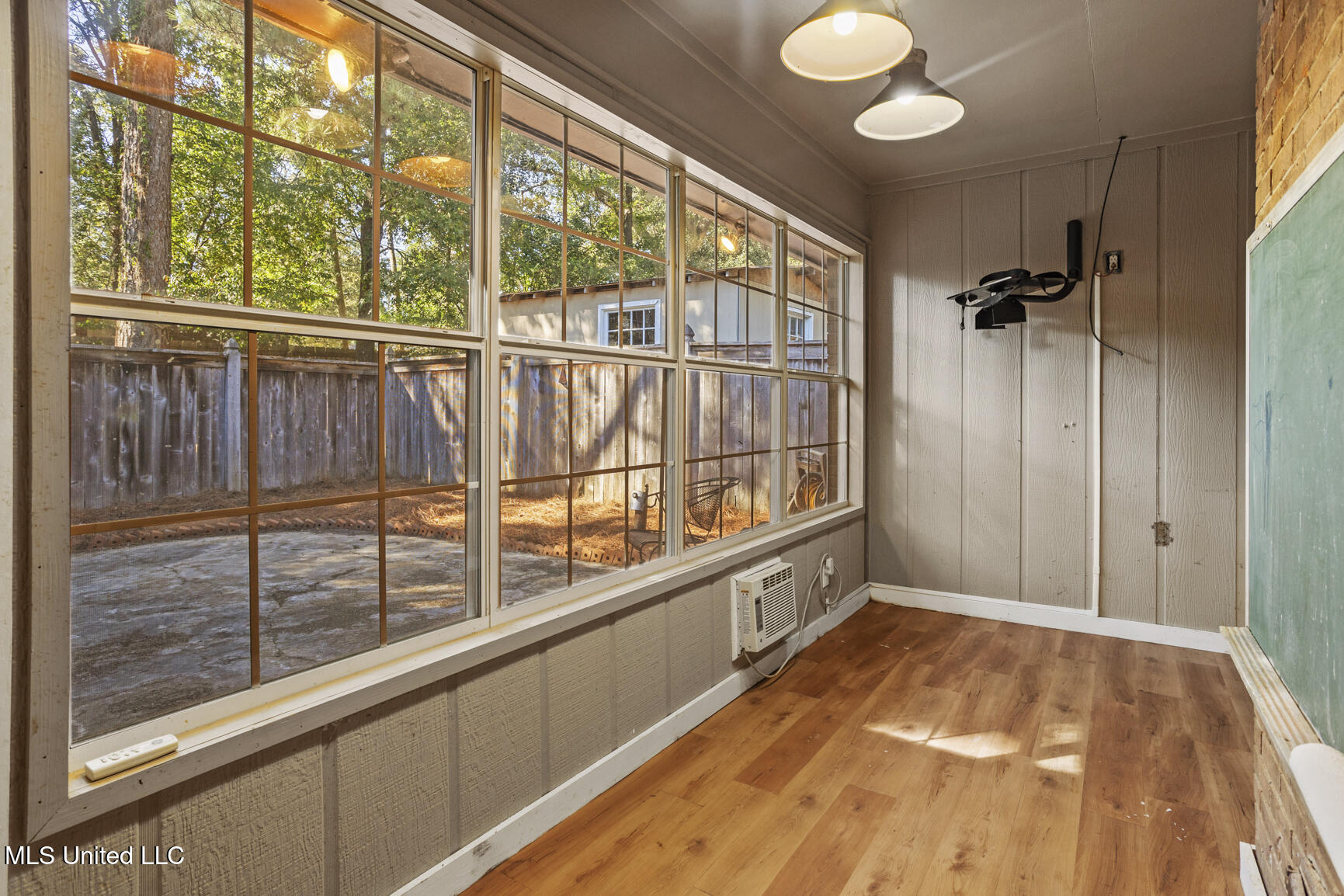 119 Fern Valley Road Brandon, MS 39042 - Photo 26 of 32 119 Fern Valley-28