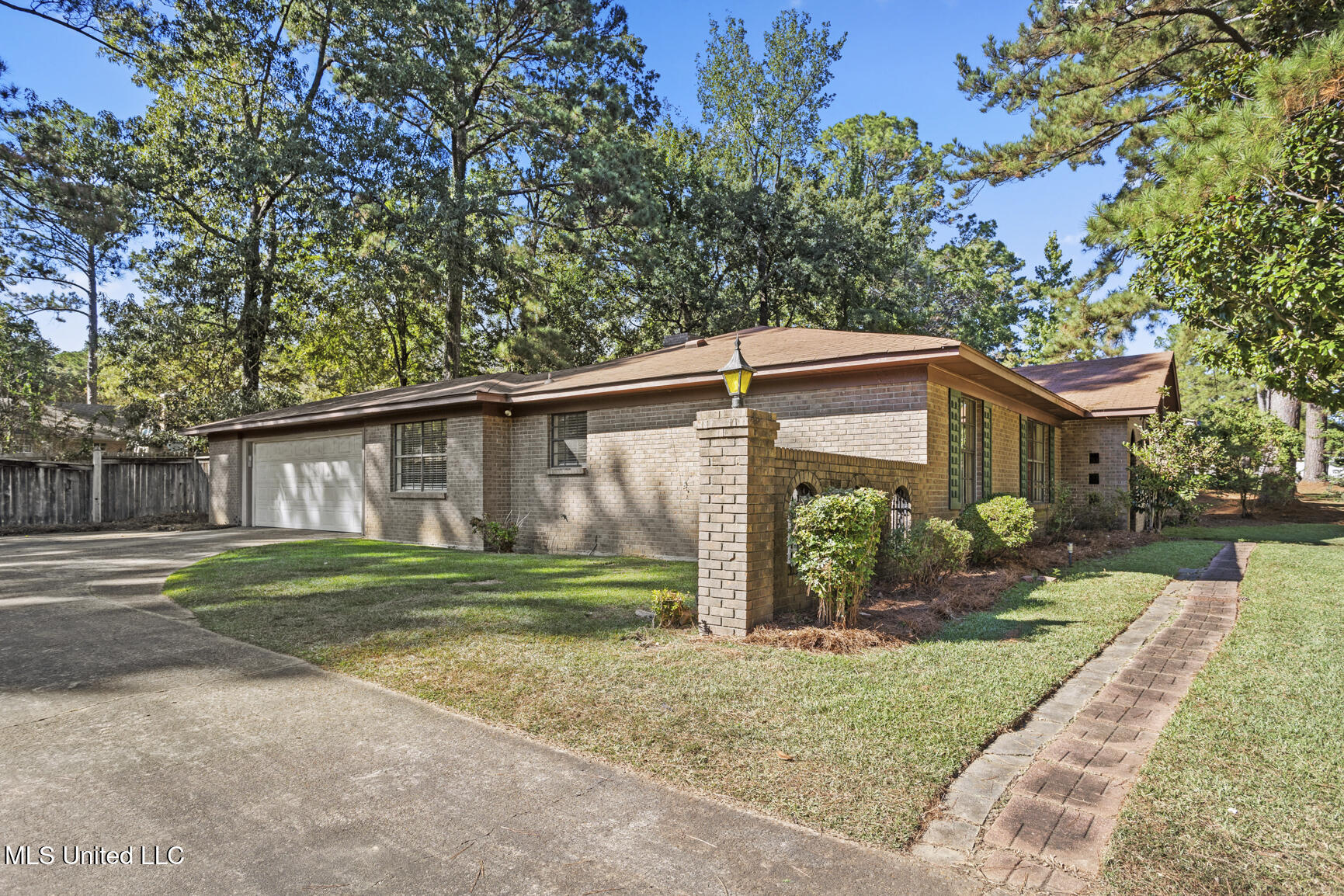 119 Fern Valley Road Brandon, MS 39042 - Photo 32 of 32 119 Fern Valley-34