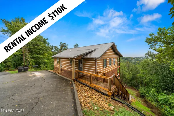$975,000 | 2037 McCarter Drive, Sevierville, TN 37862