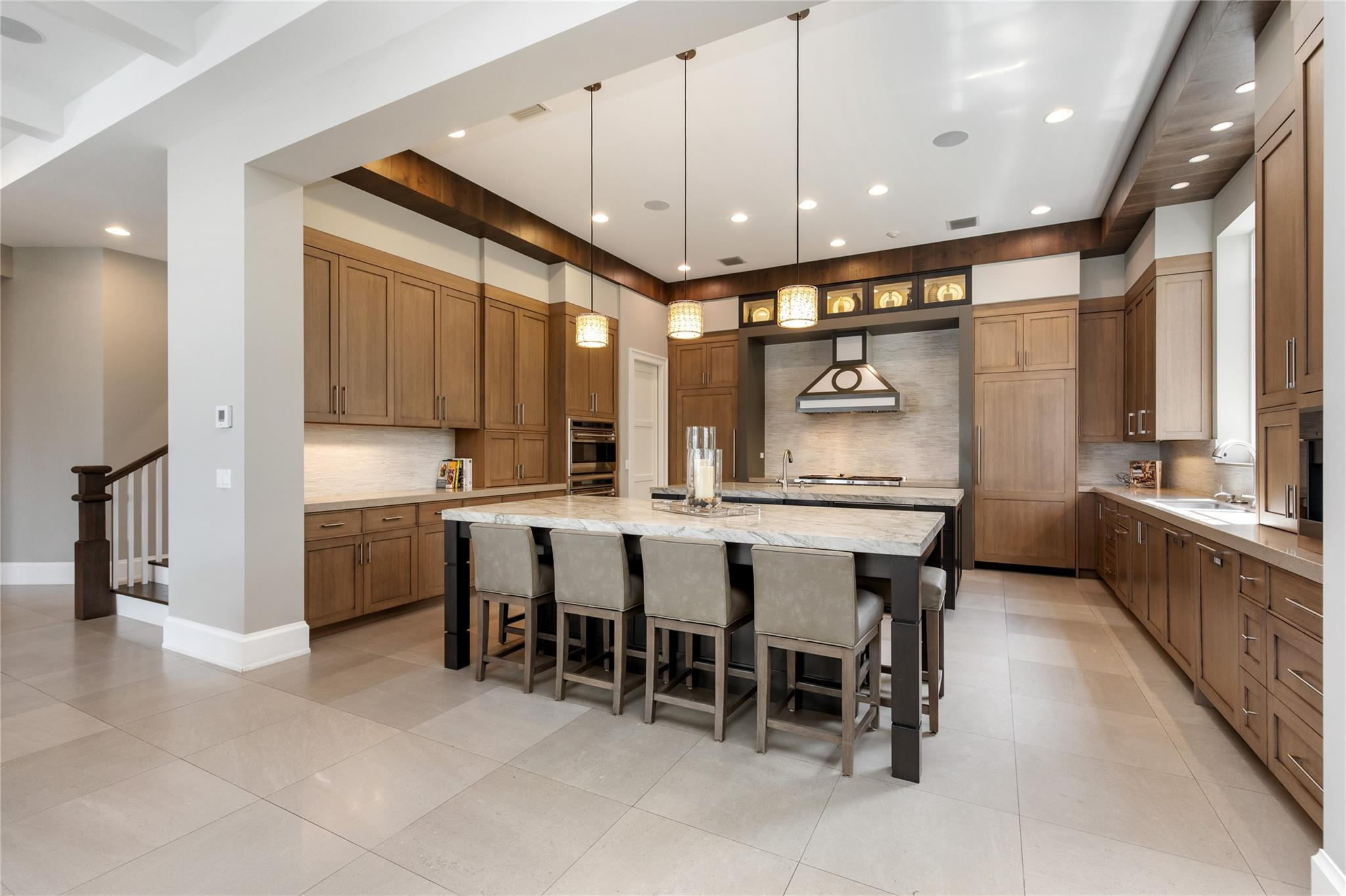 3211 Northeast 27th Avenue Lighthouse Point, FL 33064 - Photo 26 of 71 Chef's Kitchen with all ammenities