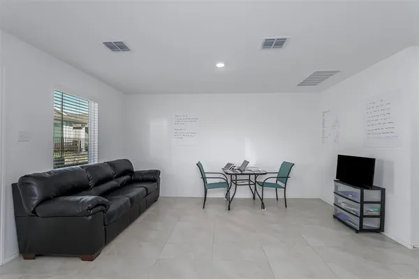 $169,900 | 8741 Cottage Crk Drive, Fort Worth, TX 76123