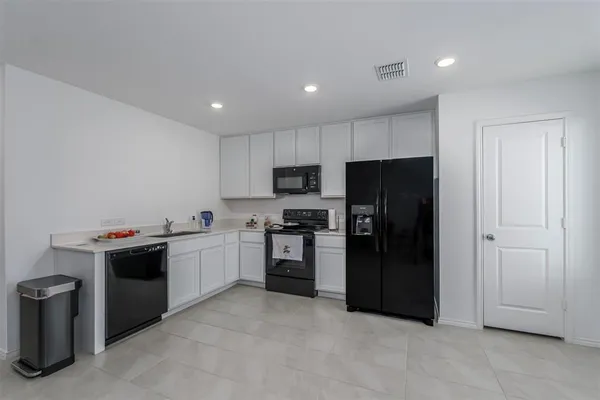 $169,900 | 8741 Cottage Crk Drive, Fort Worth, TX 76123