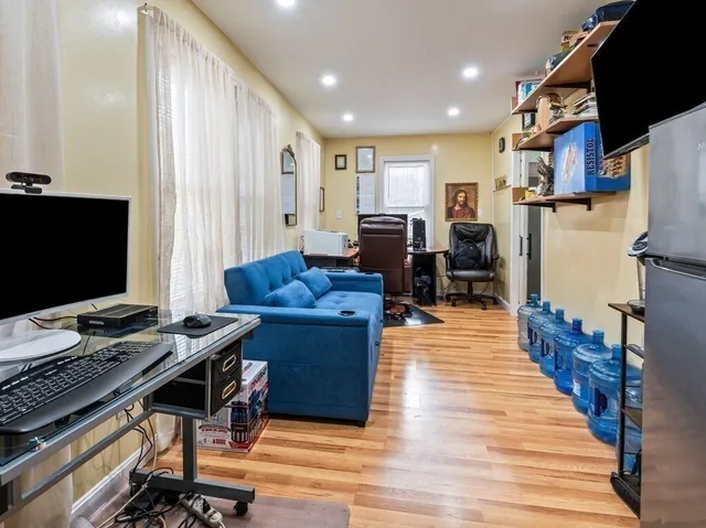 $625,000 | 29 Passway 5, Worcester, MA 01602