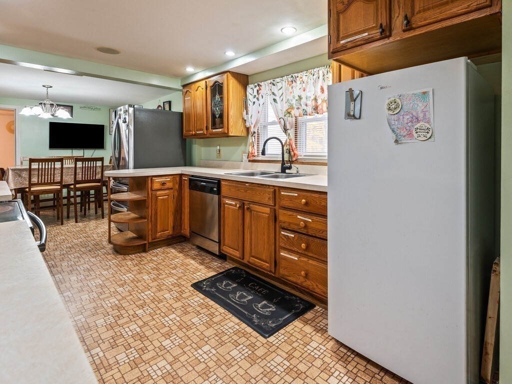 29 Passway 5 Worcester, MA 01602 - Photo 7 of 41