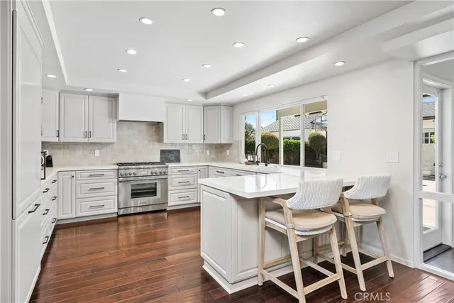 $9,995 | 285 Sierks Street, Costa Mesa, CA 92627