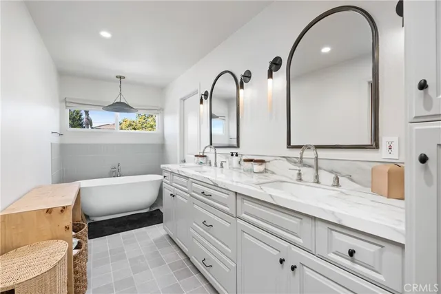 $9,995 | 285 Sierks Street, Costa Mesa, CA 92627