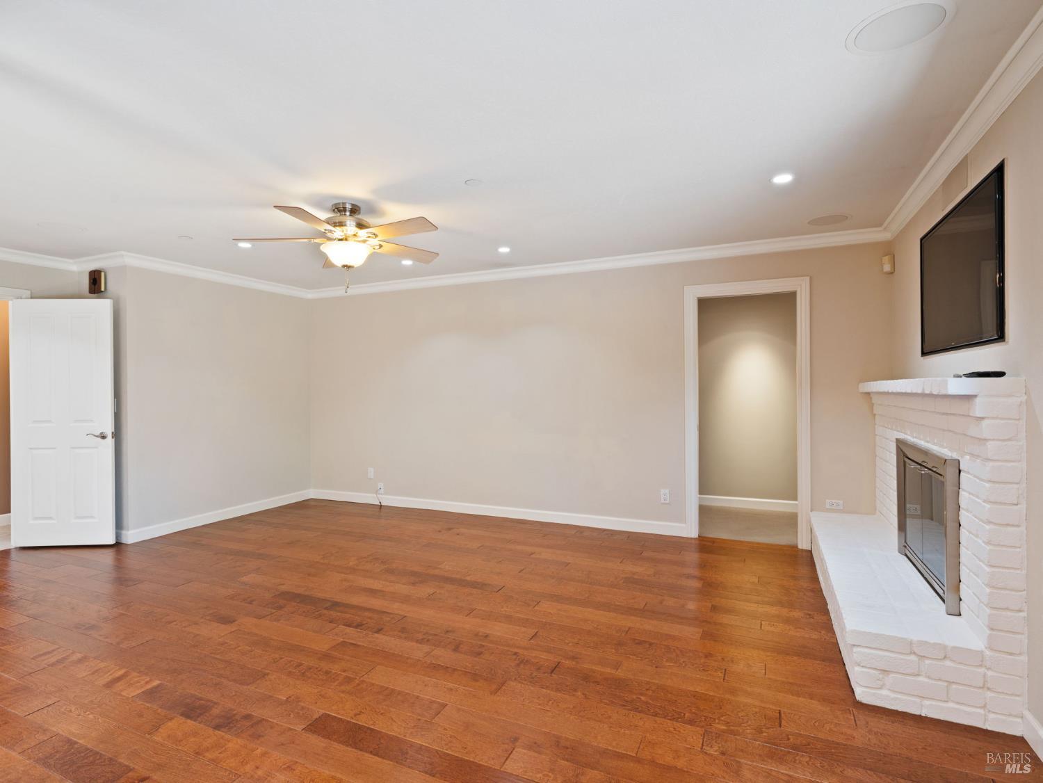 914 Santa Dorotea Circle Rohnert Park, CA 94928 - Photo 37 of 69 Family Room