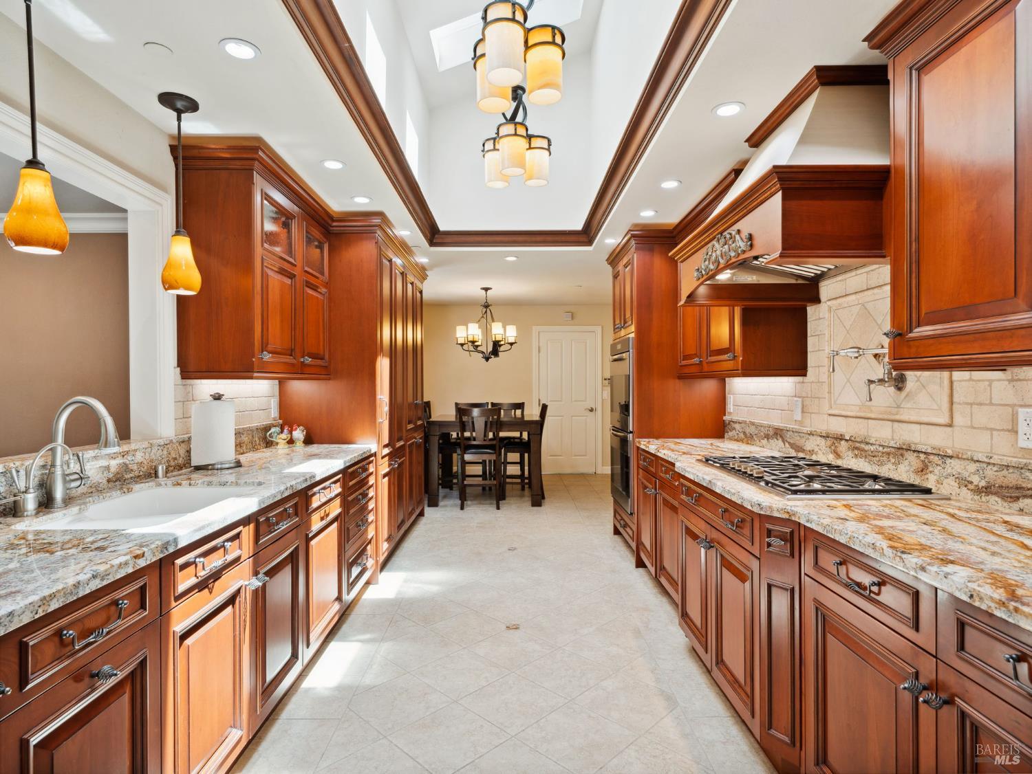 914 Santa Dorotea Circle Rohnert Park, CA 94928 - Photo 4 of 69