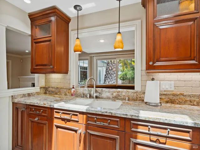 $1,220,000 | 914 Santa Dorotea Circle, Rohnert Park, CA 94928