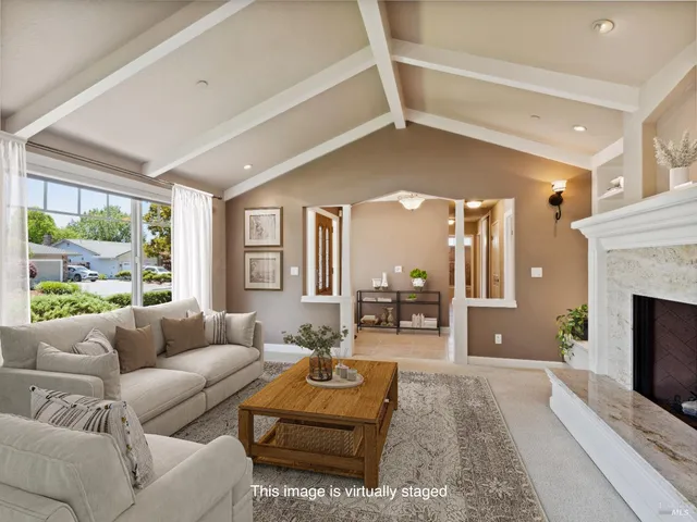 $1,220,000 | 914 Santa Dorotea Circle, Rohnert Park, CA 94928