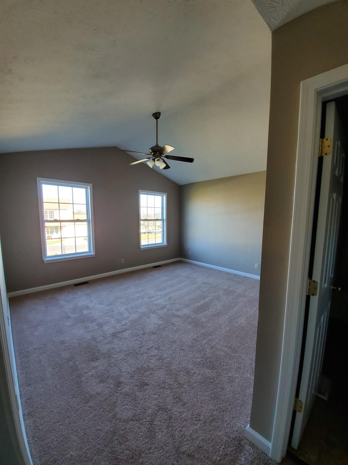 266 Hunter Ridge Drive Lawrenceburg, KY 40342 - Photo 6 of 18 Photo 6