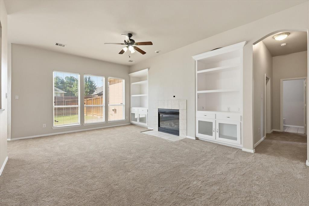944 Hedgcoxe Road Plano, TX 75025 - Photo 12 of 40